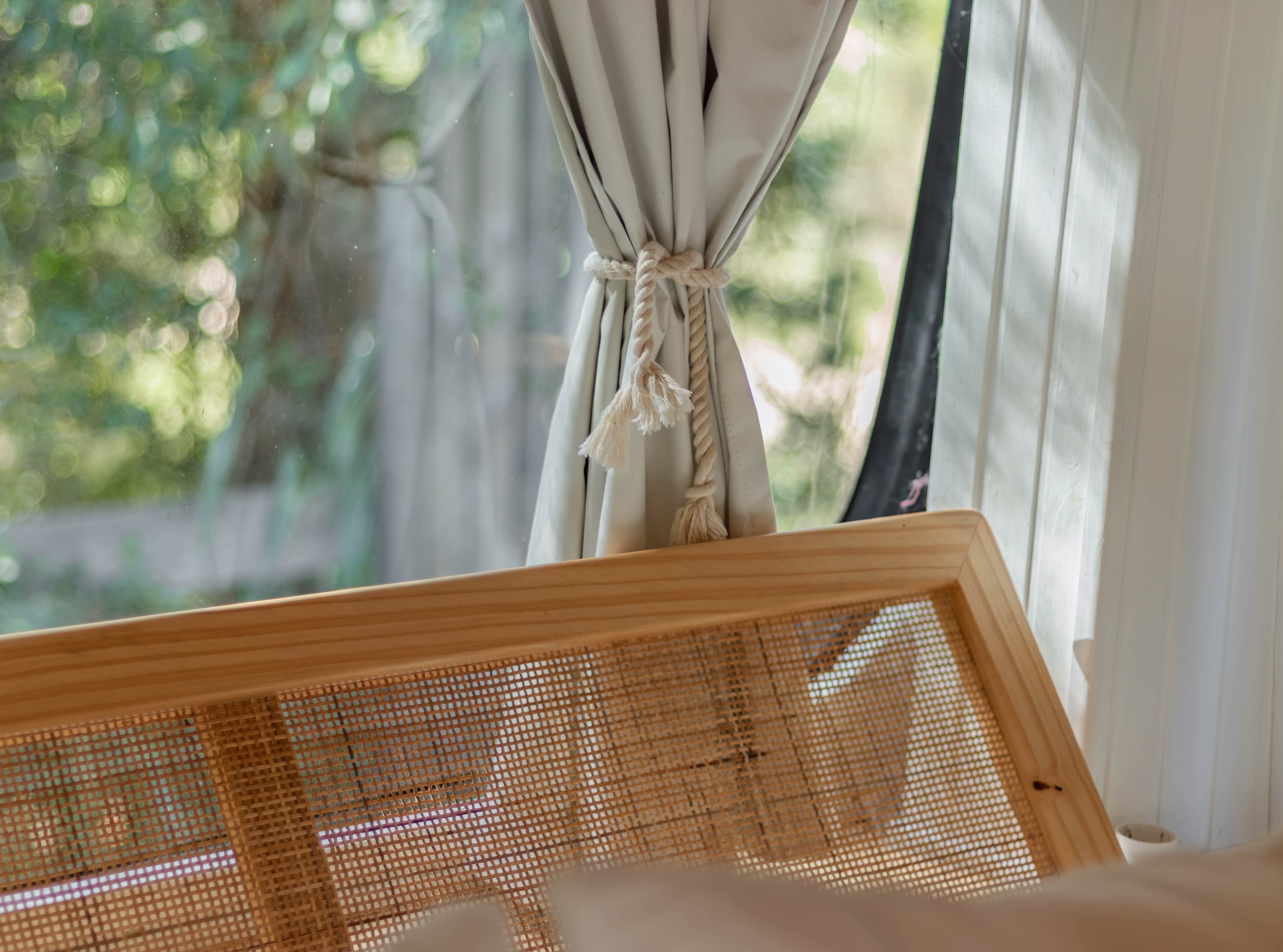 Respaldo de cama — Innovarte Carpintería en BondiHouse